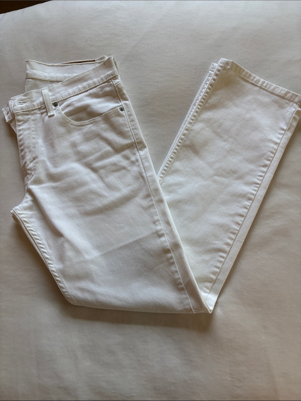 Levi’s 514 White Bootcut Jeans